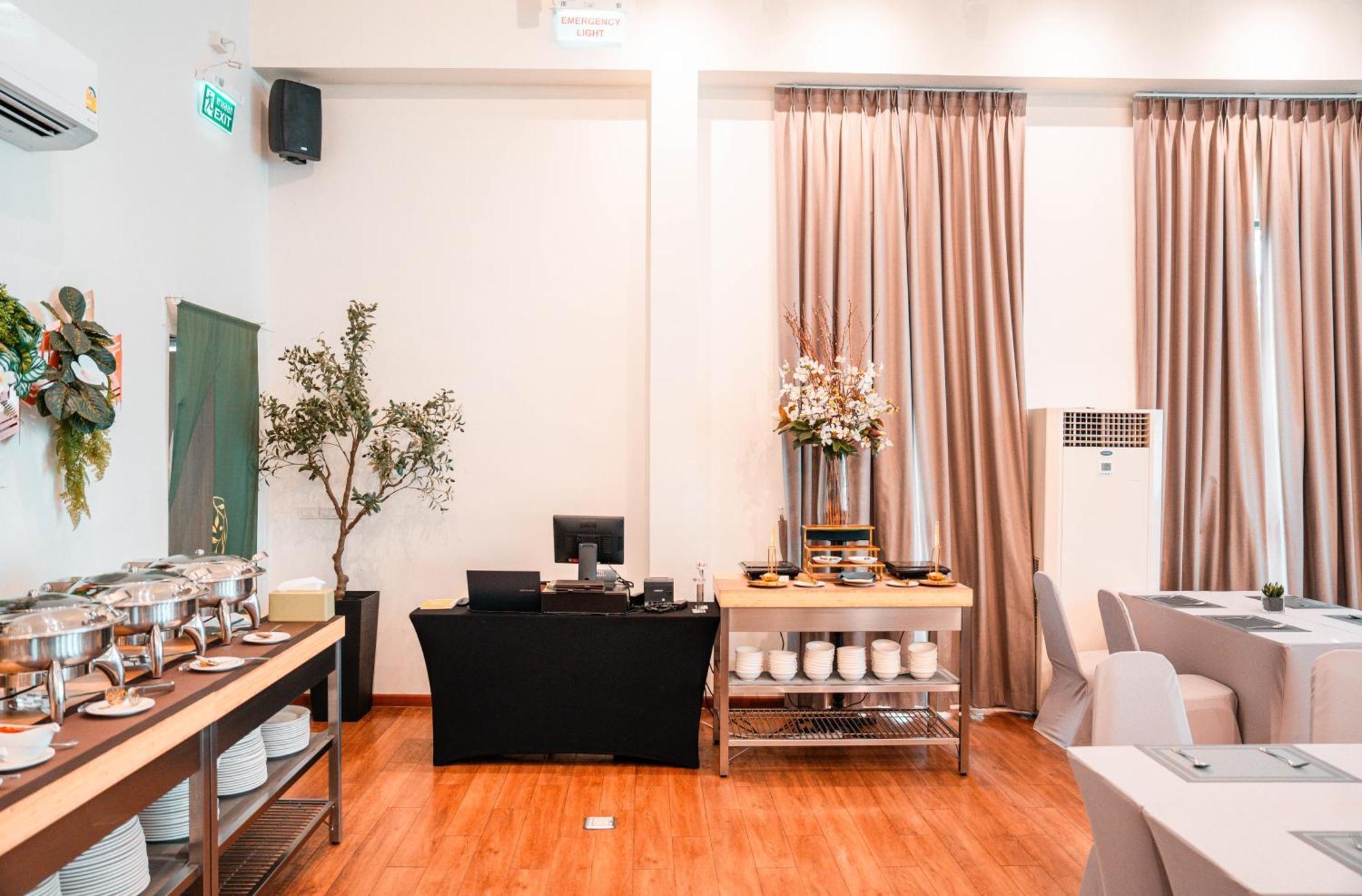 Surestay By Best Western Iconic Ari-Jatujak Bangkok Exterior foto